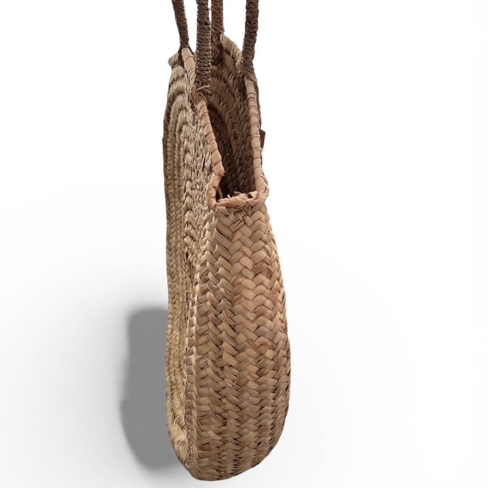 Nations brand round woven tote bag large beachy coastal neutral straw - Picture 3 of 5